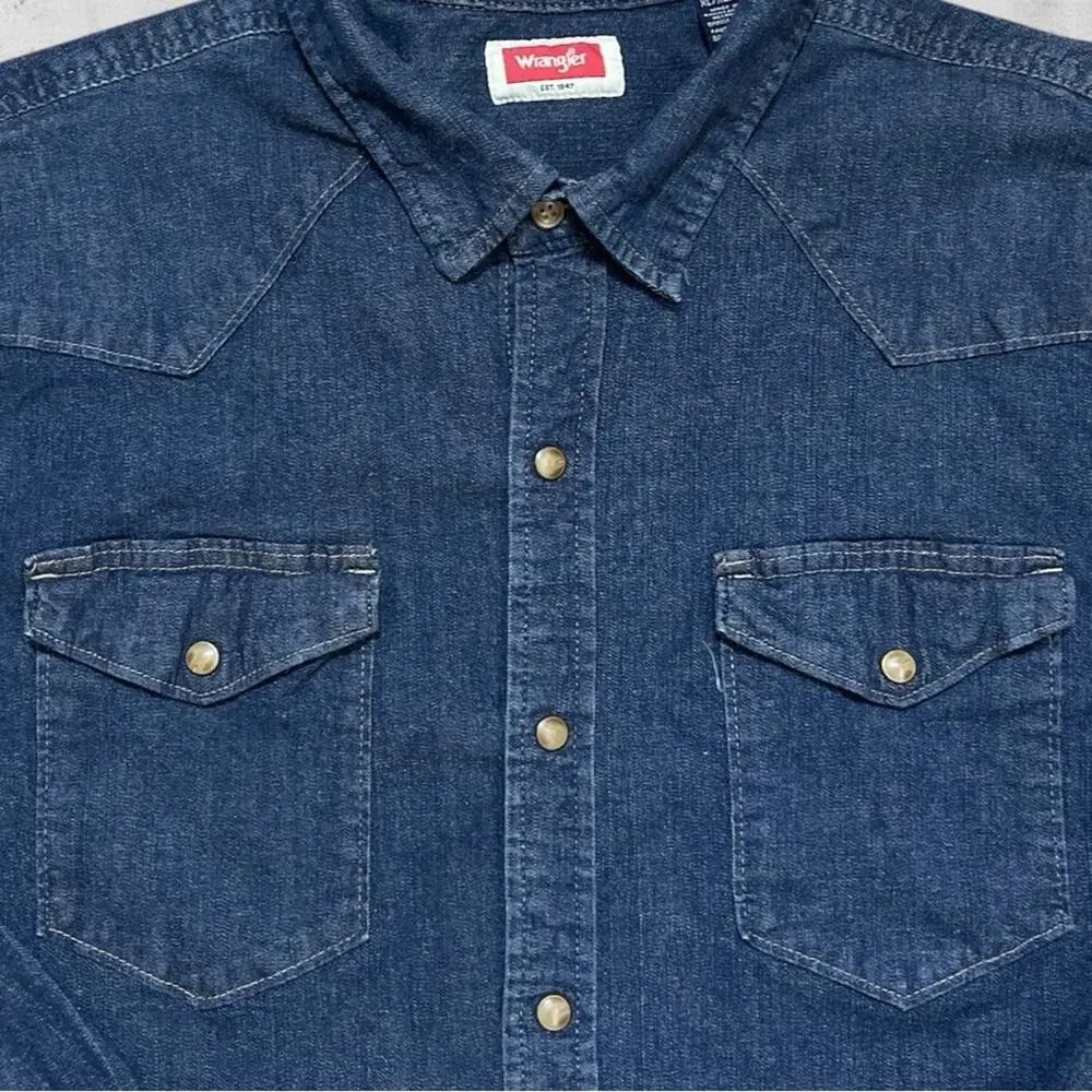 Wrangler Men's Classic Fit Denim Western Pearl Snap Shirt XL Blue Work Cowboy